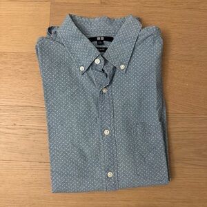 Uniqlo Light Blue Patterned Men's Slim Fit Button-Down Shirt